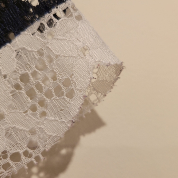 2/$18 BCBGeneration Lace Short Sleeve Striped Top Navy White Mesh Blouse S - Picture 5 of 7